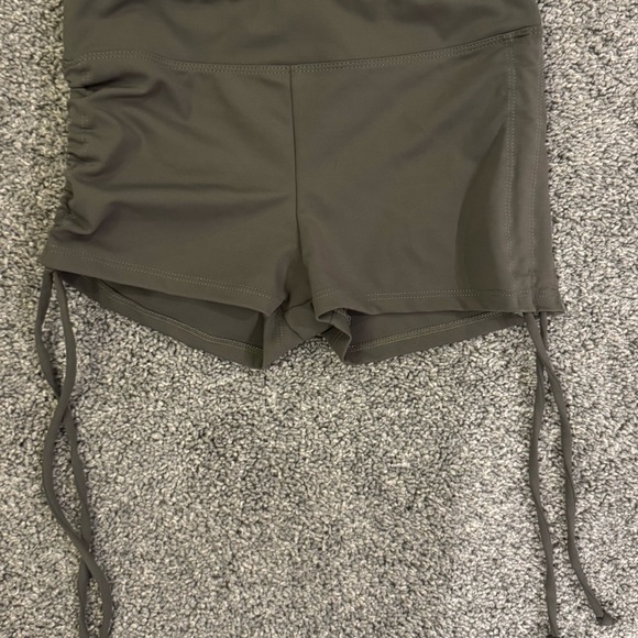 FP Movement Shorts - Picture 2 of 3